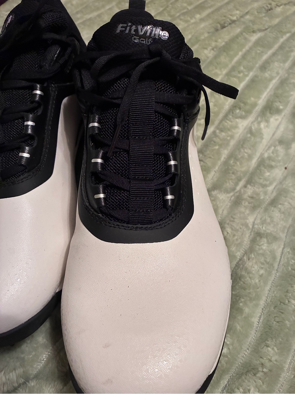 FitVille Men’s Black and White Athletic Golf Shoes